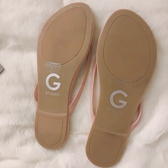 BNWOT Guess Pink Sandals - Picture 4 of 4